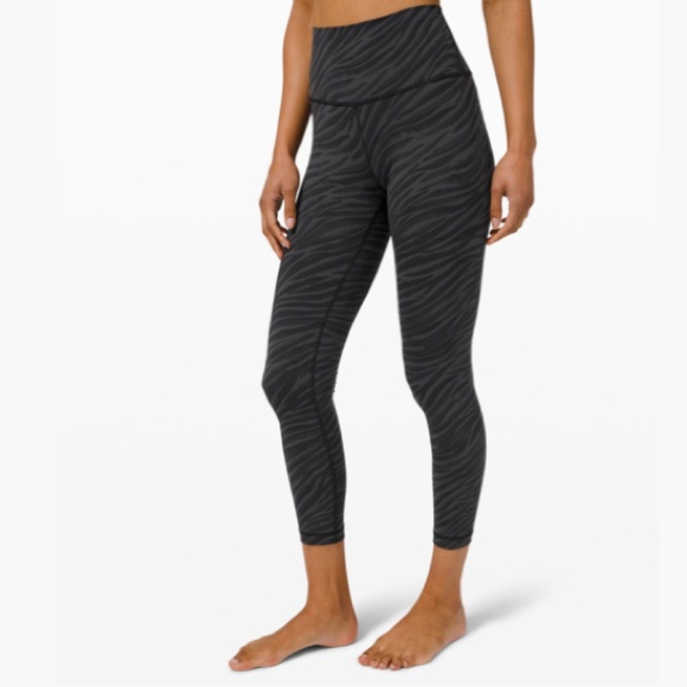 Lululemon wunder under high rise tight 25” (luxtreme)- le tigre camo